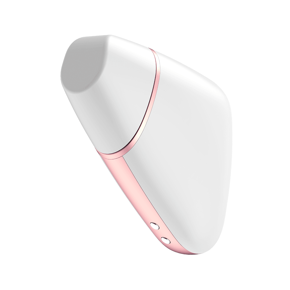 새티스파이어 러브 트라이앵글