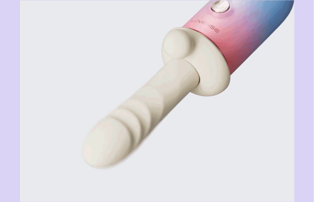 스피넬 주얼리 후면 디테일을 보여주는 애니메이션